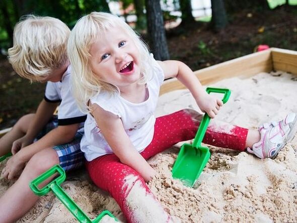 Sandbox games as a way to get infected with parasites