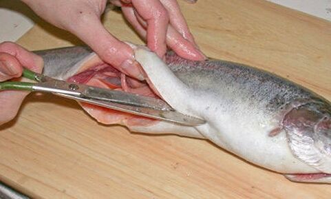 Careful cutting of fish on a personal cutting board will protect against parasite contamination