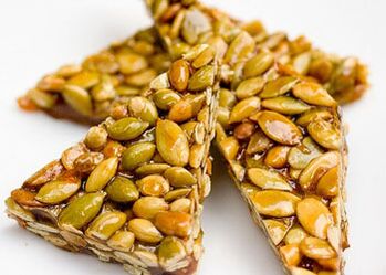 pumpkin seeds in honey against pests